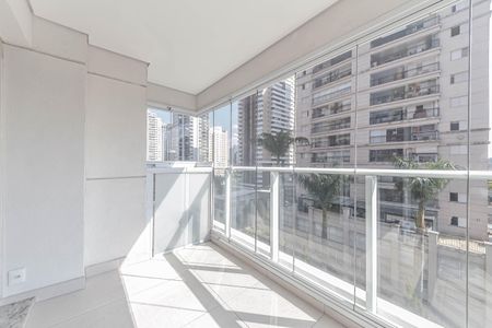 Apartamento à venda com 65m², 2 quartos e 2 vagasVaranda
