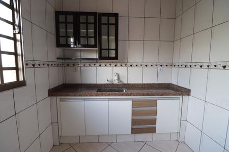 Cozinha  de casa para alugar com 1 quarto, 85m² em Vila Virginia, Ribeirão Preto