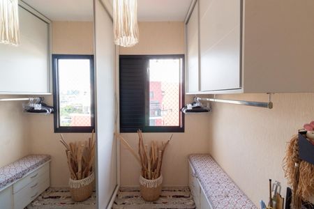 Apartamento à venda com 70m², 3 quartos e 2 vagasQuarto 3