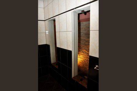 Casa para alugar com 559m², 4 quartos e 10 vagasDetalhe - Suíte