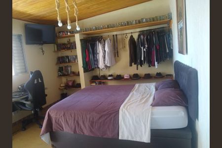 Casa à venda com 132m², 3 quartos e 2 vagasQuarto