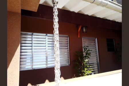 Casa à venda com 132m², 3 quartos e 2 vagasÁrea externa