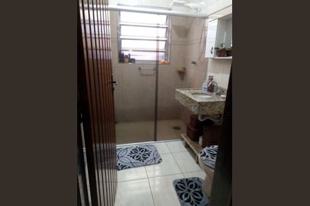 Casa à venda com 132m², 3 quartos e 2 vagasBanheiro