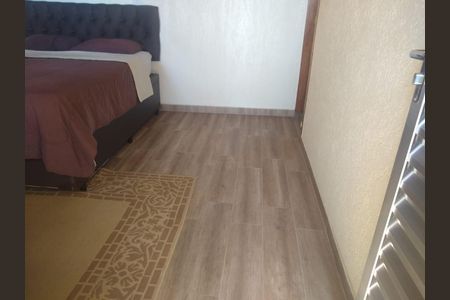 Casa à venda com 132m², 3 quartos e 2 vagasQuarto