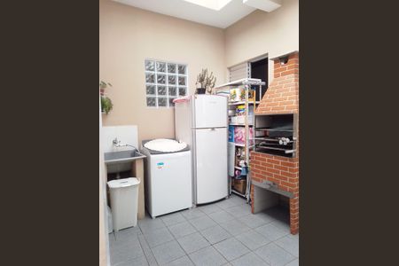 Casa à venda com 132m², 3 quartos e 2 vagasÁrea externa
