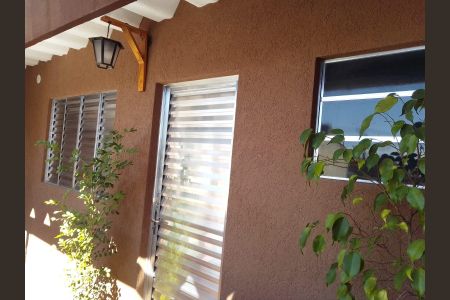 Casa à venda com 132m², 3 quartos e 2 vagasÁrea externa