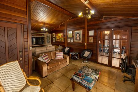 Casa de condomínio à venda com 2100m², 4 quartos e 3 vagasSala de Estar