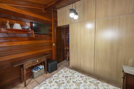 Casa de condomínio à venda com 2100m², 4 quartos e 3 vagasQuarto 1