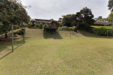 Casa de condomínio à venda com 2100m², 4 quartos e 3 vagasCampo de Futebol
