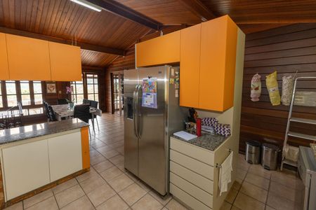 Casa de condomínio à venda com 2100m², 4 quartos e 3 vagasCozinha