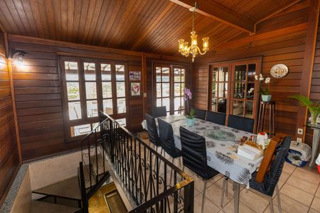 Casa de condomínio à venda com 2100m², 4 quartos e 3 vagasSala de Jantar