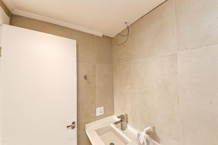 Apartamento para alugar com 39m², 2 quartos e sem vagaBanheiro - Móveis Planejados chegando em breve: Armário embaixo da pia