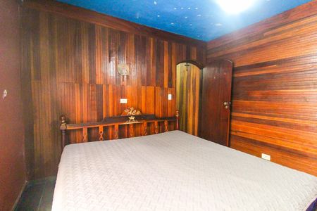 Casa à venda com 150m², 2 quartos e 2 vagasSuíte