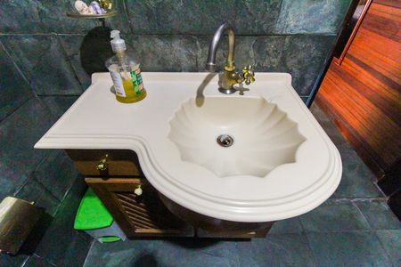 Casa à venda com 150m², 2 quartos e 2 vagasBanheiro da Suíte