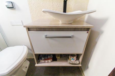 Casa à venda com 150m², 2 quartos e 2 vagasBanheiro 2