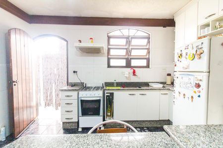 Casa à venda com 150m², 2 quartos e 2 vagasCozinha