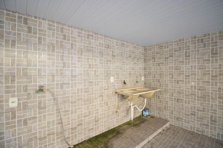 Casa para alugar com 80m², 3 quartos e 1 vagaÁrea de Serviço