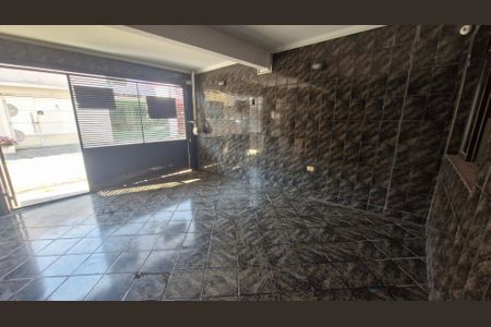 Casa à venda com 110m², 3 quartos e 1 vaga