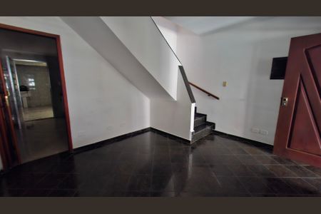 Casa à venda com 110m², 3 quartos e 1 vaga