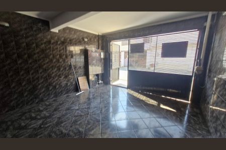 Casa à venda com 110m², 3 quartos e 1 vaga