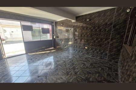 Casa à venda com 110m², 3 quartos e 1 vaga