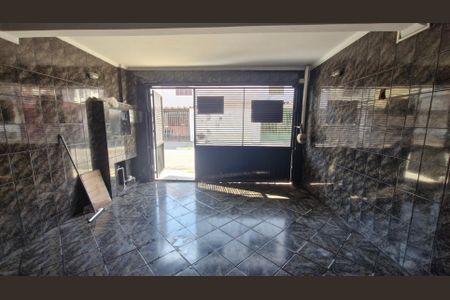 Casa à venda com 110m², 3 quartos e 1 vaga