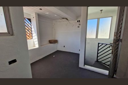 Casa à venda com 110m², 3 quartos e 1 vaga