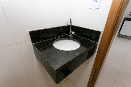 Apartamento para alugar com 36m², 2 quartos e sem vagaBanheiro