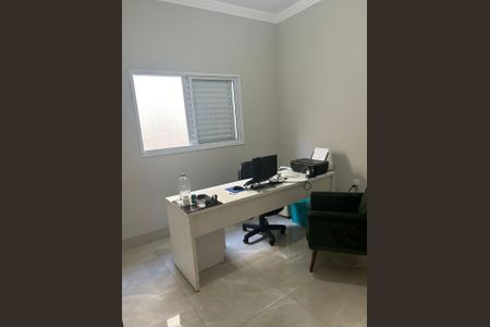 Casa para alugar com 90m², 3 quartos e 2 vagasSala