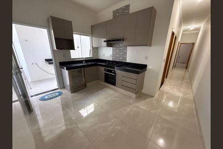 Casa para alugar com 90m², 3 quartos e 2 vagasCozinha