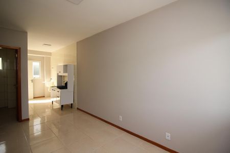 Sala de casa de condomínio para alugar com 2 quartos, 50m² em Hípica, Porto Alegre