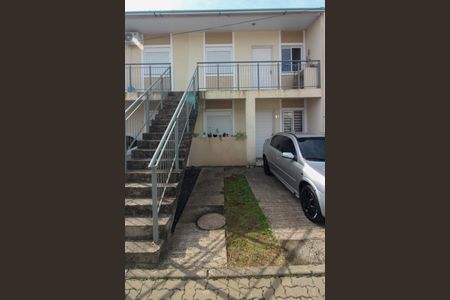 Casa de condomínio para alugar com 50m², 2 quartos e 1 vaga Casa de condomínio para alugar com 50m², 2 quartos e 1 vagaFachada