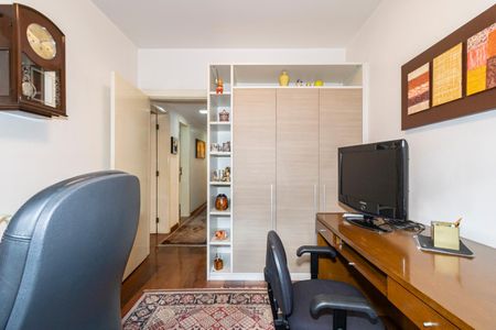 Apartamento para alugar com 208m², 4 quartos e 4 vagasEscritório
