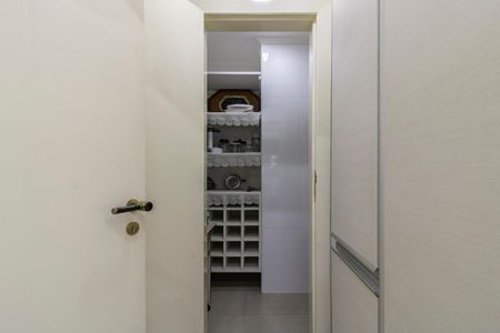 Apartamento para alugar com 208m², 4 quartos e 4 vagasDespensa