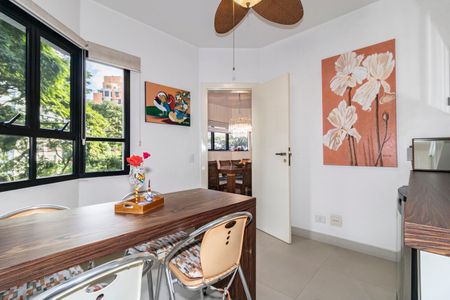 Apartamento para alugar com 208m², 4 quartos e 4 vagasCopa
