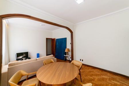 Apartamento para alugar com 90m², 3 quartos e 1 vagaSala