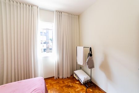 Apartamento para alugar com 90m², 3 quartos e 1 vagaQuarto 2
