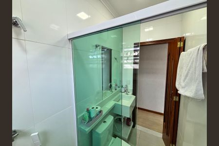 Casa à venda com 150m², 3 quartos e 2 vagasBanheiro 2