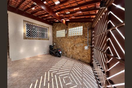 Casa à venda com 150m², 3 quartos e 2 vagasGaragem