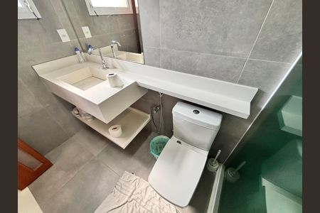 Casa à venda com 150m², 3 quartos e 2 vagasBanheiro do Quarto 3
