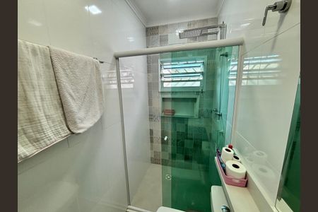 Casa à venda com 150m², 3 quartos e 2 vagasBanheiro 2