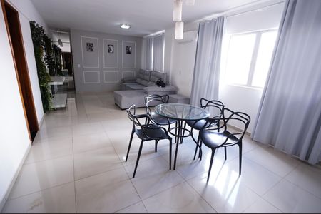 Apartamento para alugar com 2 quartos, 89m² em Setor Bela Vista, Goiânia