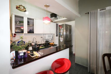 Casa para alugar com 280m², 2 quartos e 2 vagasCozinha