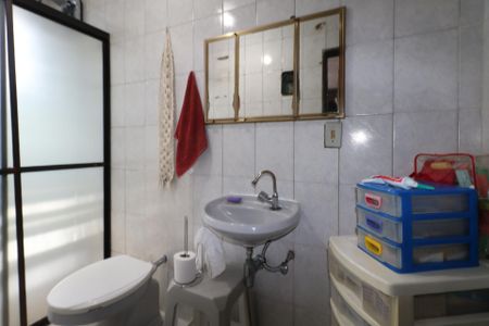 Casa para alugar com 280m², 2 quartos e 2 vagasBanheiro da Suíte