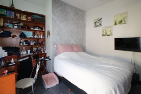 Casa para alugar com 280m², 2 quartos e 2 vagasQuarto