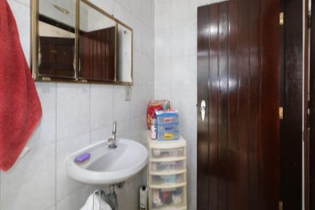 Casa para alugar com 280m², 2 quartos e 2 vagasBanheiro da Suíte