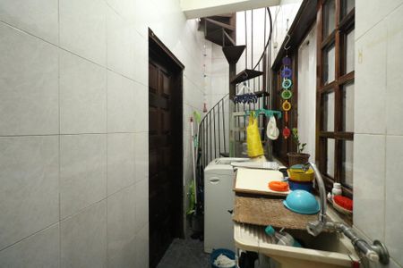 Casa para alugar com 280m², 2 quartos e 2 vagasÁrea de Serviço