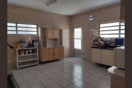 Casa à venda com 135m², 2 quartos e 2 vagasCozinha
