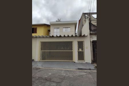 Casa à venda com 135m², 2 quartos e 2 vagasFachada