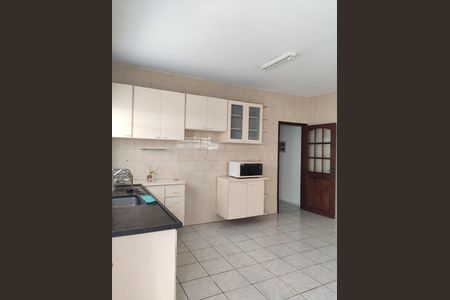 Casa à venda com 135m², 2 quartos e 2 vagasCozinha